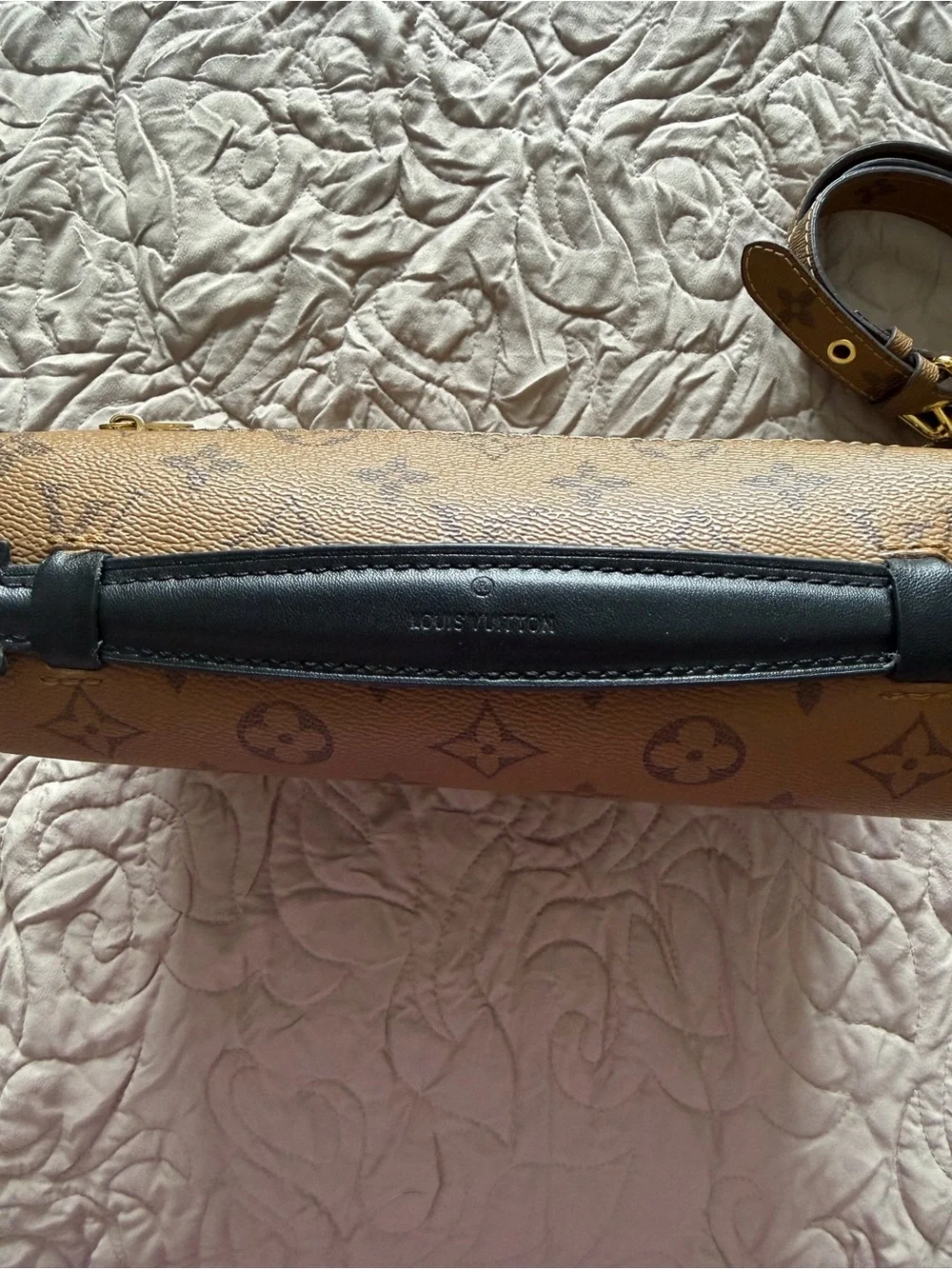 Two-Tone Shoulder Bag in Brown/Tan